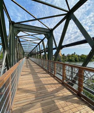 Eröffnung der Auheimer Brücke am 25. September 