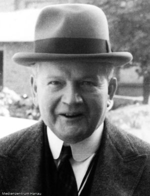  Dr.-Ing. e.h. Charles W. Engelhard (1867 - 1950)