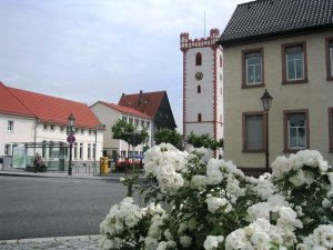 Frankfurter Tor, Blick auf das Amtsgericht 