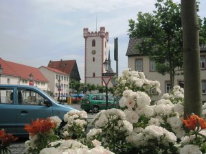 Kardinal Volk Platz, Steinheim 