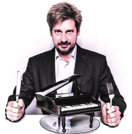 Daniel Helfrich