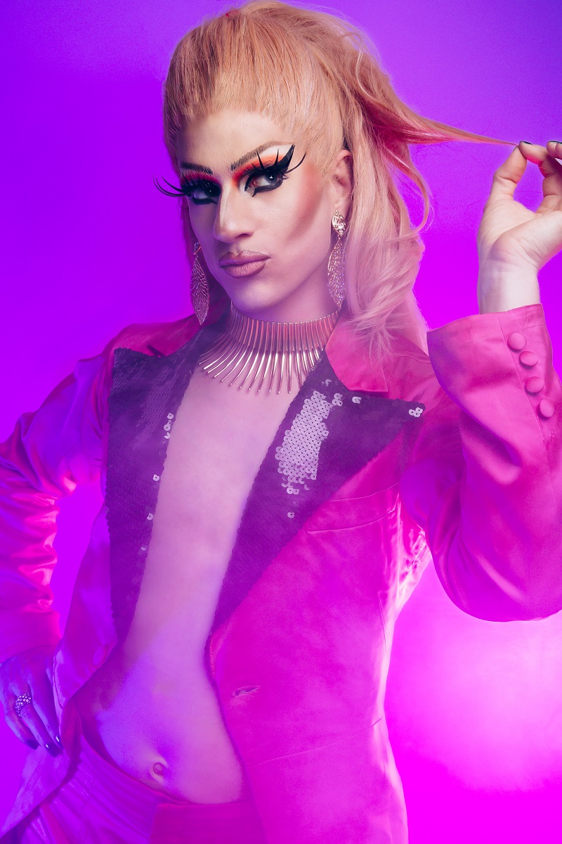 Vicky Voyage Hochkant Shell Eide-- Verkleinert