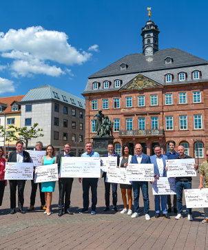 14052024 Großer Fototermin Sponsoren Stadtlauf Moritz-göbel001 Gruppe