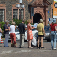 Ein Bild von der Bücherkette am Schlossplatz, 2015.